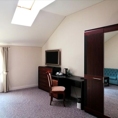 Palac Mortegi Hotel & Spa- Restauracja Szlachecka, Spa, Basen, Sauny, Jazda Konna, Mini Zoo- Luksus, Relaks I Przyroda W Jednym! Lubawa ห้อง รูปภาพ