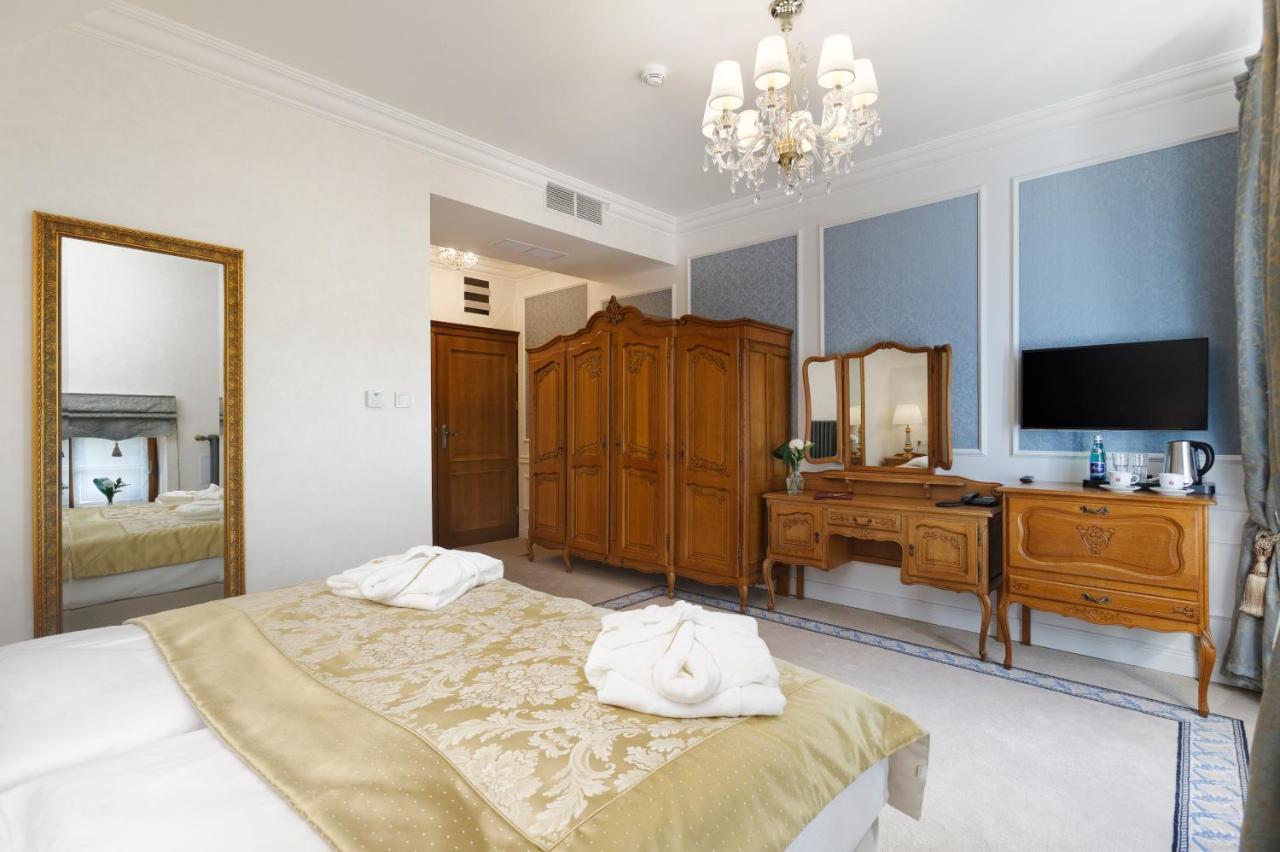 Palac Mortegi Hotel & Spa- Restauracja Szlachecka, Spa, Basen, Sauny, Jazda Konna, Mini Zoo- Luksus, Relaks I Przyroda W Jednym! Lubawa ภายนอก รูปภาพ